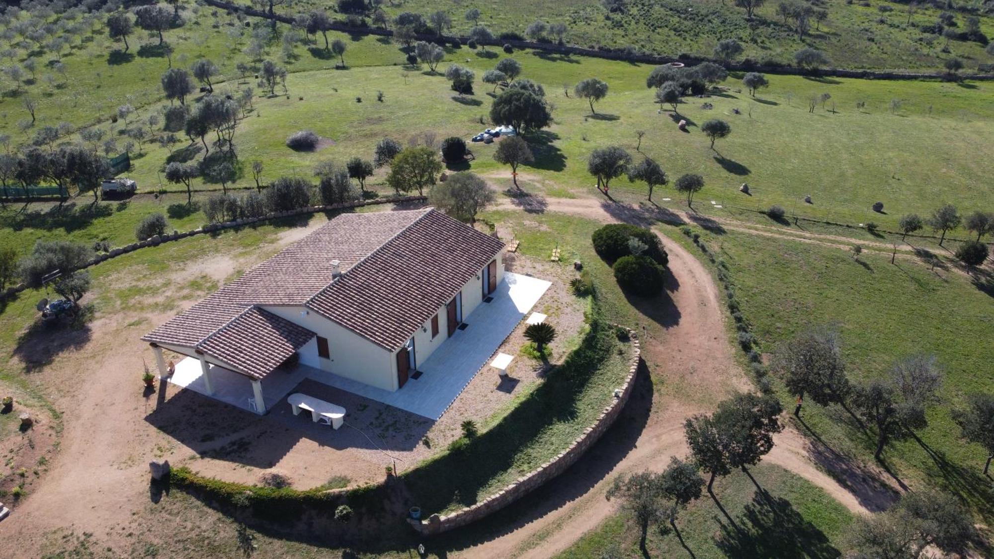 אולביה Molti Mari B&B Resort מראה חיצוני תמונה