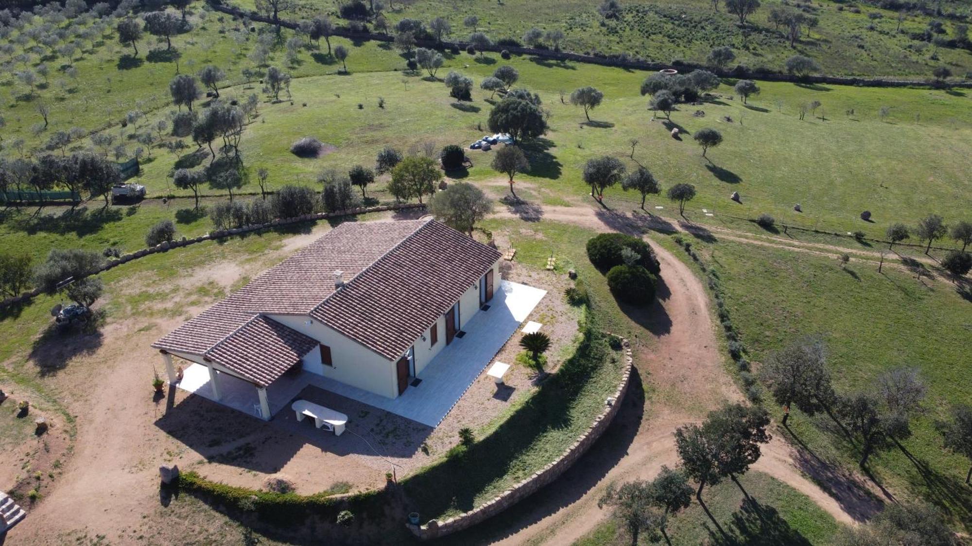אולביה Molti Mari B&B Resort מראה חיצוני תמונה
