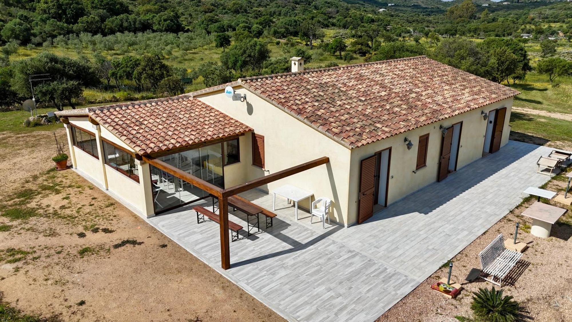 אולביה Molti Mari B&B Resort מראה חיצוני תמונה