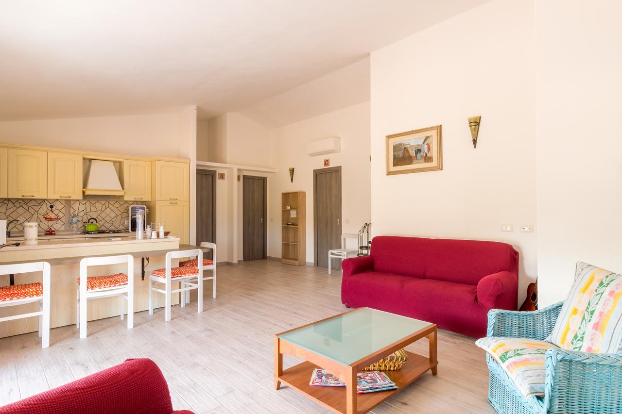 אולביה Molti Mari B&B Resort מראה חיצוני תמונה