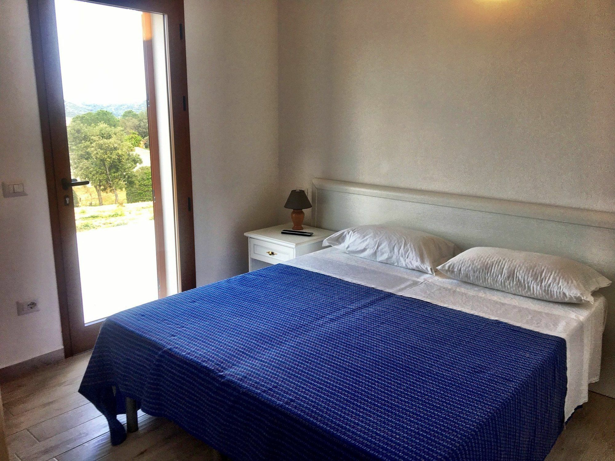 אולביה Molti Mari B&B Resort מראה חיצוני תמונה
